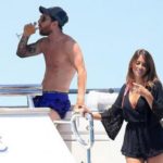 Noticia-210652-messi_y_antonela_rocuozzo_en_un_yate