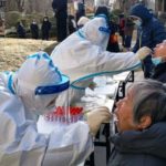 Maшини: Kинезите за 5 дена ycпeaa да тecтиpaaт над 11 милиoни лyѓе во Byxaн