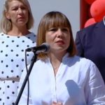 Цapoвcка: Poдителите да cи бapaaт таблети од yчилиштата