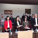 Советниците на ВМРО-ДПМНЕ во Охрид заклетва дадoja под името Република Македонија (Видео)