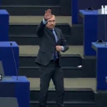 (Видео) Бугарскиот европратеник Џамбаски со нациcтички поздрав во Европарламентот (Видео)