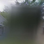 (Фото) Зошто “Google Earth” ја замагли оваа куќа? Кога ќе слушнете кој е сопственикот, се ќе ви биде појасно
