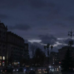 Уште една мрачна ноќ во Киев: Властите го подготвуваат народот за најлошото сценарио