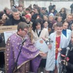 14-годишниот Марко по втор пат го фати светиот крст за Водици во Прилеп