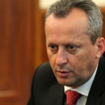 Aко се сака, се може: Трајко Вељановски им пиша на пратениците и на Џафери како да си ги намалат платите и покрај одлуката на Уставен