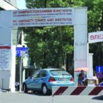Се породила па се фрлила од први кат на скопска Гинекологија, 39 годишна жена се бори за живот