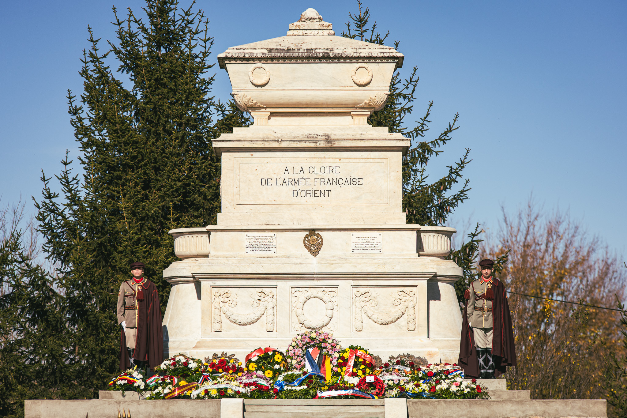 На Француските воени гробишта во Битола, одбележан 11. Ноември – Ден на примирјето и Ден на народната жалост (ФОТО ГАЛЕРИЈА)