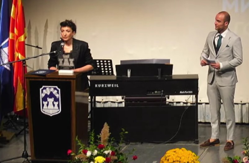 ВИСТИНАТА В ОЧИ! “Прилепскиот театар доби награда, а не постои, го УБИЈА!” (ВИДЕО)