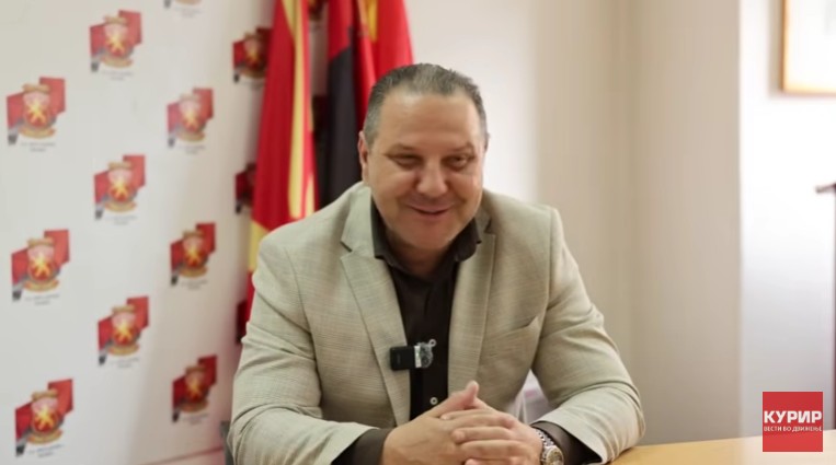 Од „Абе чекај, Албанка е“ до среќен брак и три дечиња: Емотивна исповед на градоначалникот Јовановски за сопругата Линдита