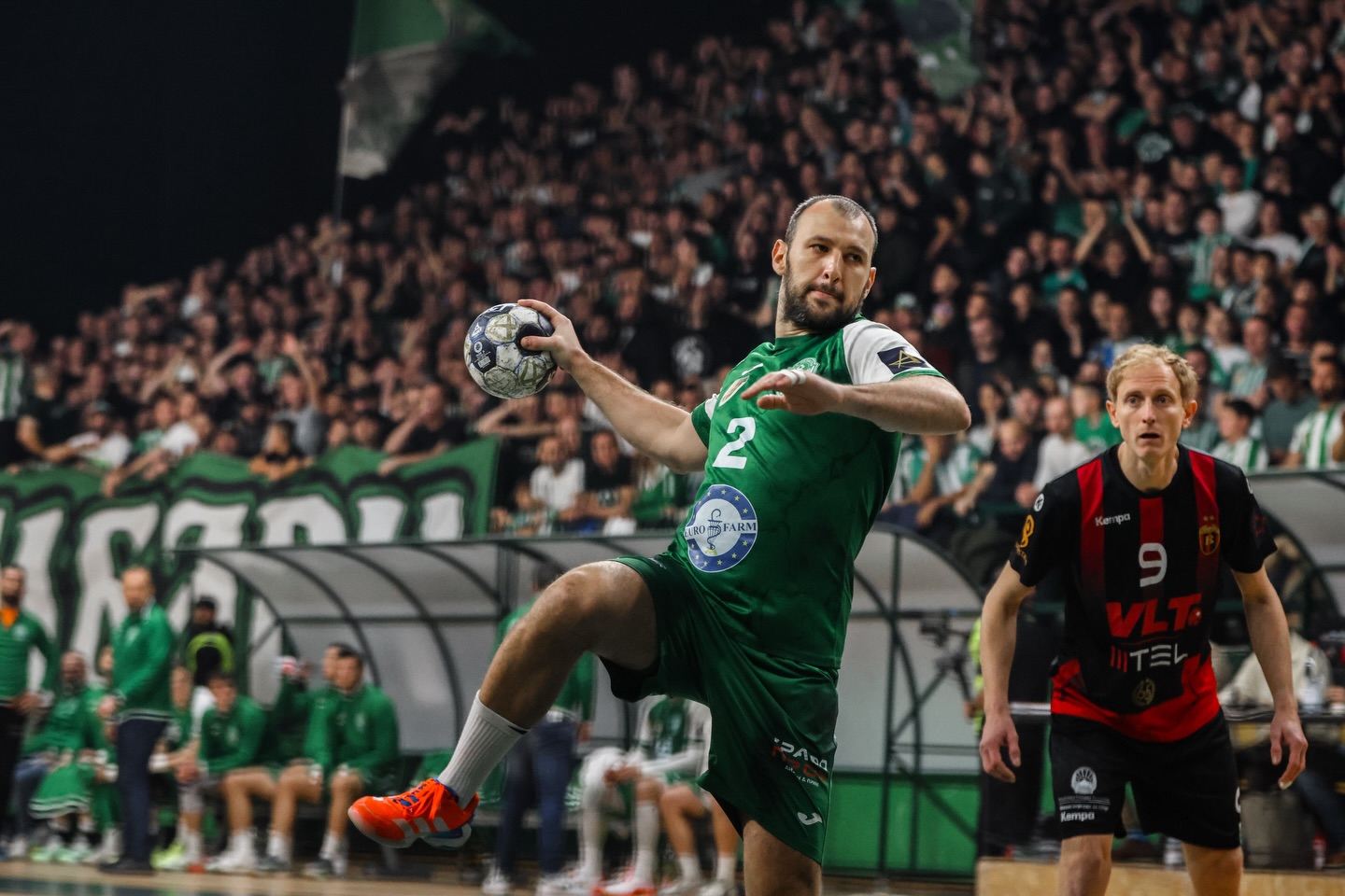 Дејан Манасков завршил во полициска станица по нападот на помошниот тренер на Охрид