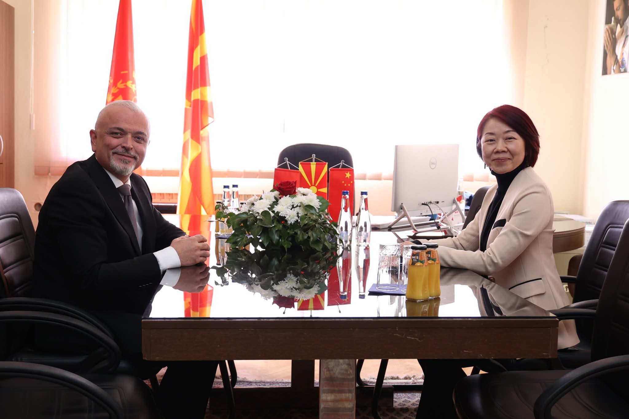 Кинеската Амбасадорка воодушевена од убавините и од пречекот во Крушево