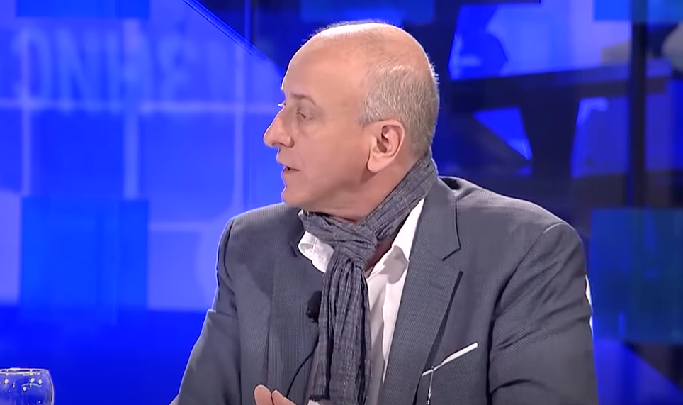 Гешовски: “Иако државата ја финансира Македонска пошта, компаниите и граѓаните соработуваат со приватните пошти”