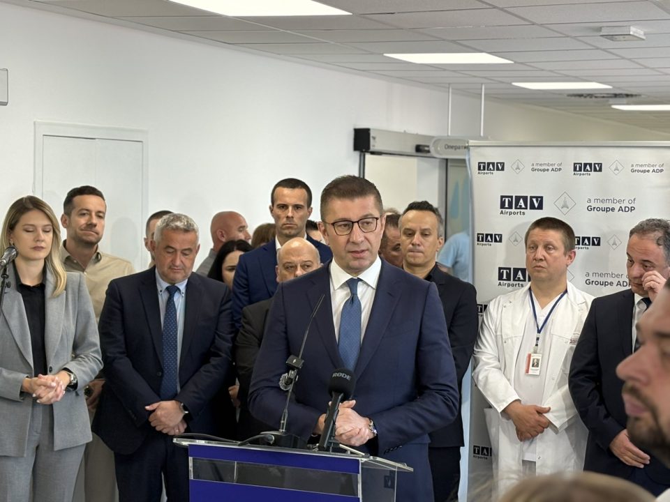 Мицкоски за изјавите на Филипче: ВМРО-ДПМНЕ е промакедонска партија, тоа што СДСМ го изгуби својот идентитет е нивен проблем