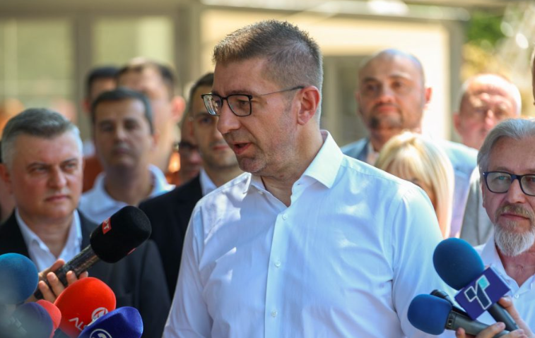Мицкоски: До крајот на јуни ќе направиме реконструкција на Владата