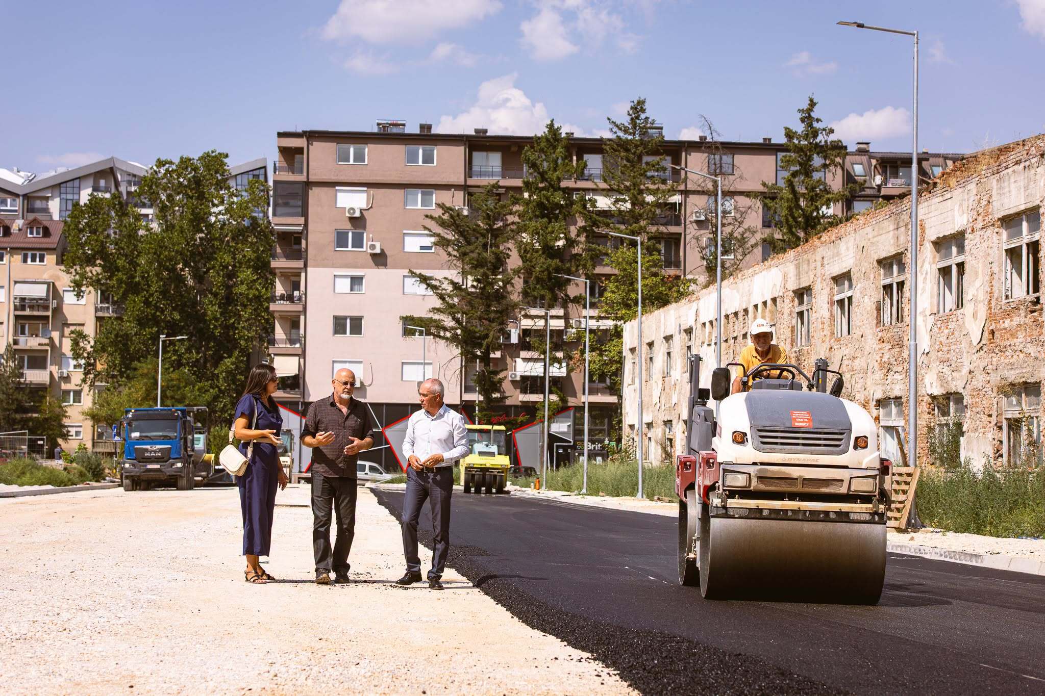 НОВА УЛИЦA И НАД 100 НОВИ ПАРКИНГ МЕСТА во Битола (ФОТО)